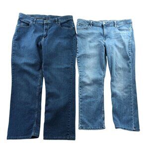 2 Lee Womens Jeans Size 18P Lot Of Two Blue Denim Straight Leg Mid Rise Casual